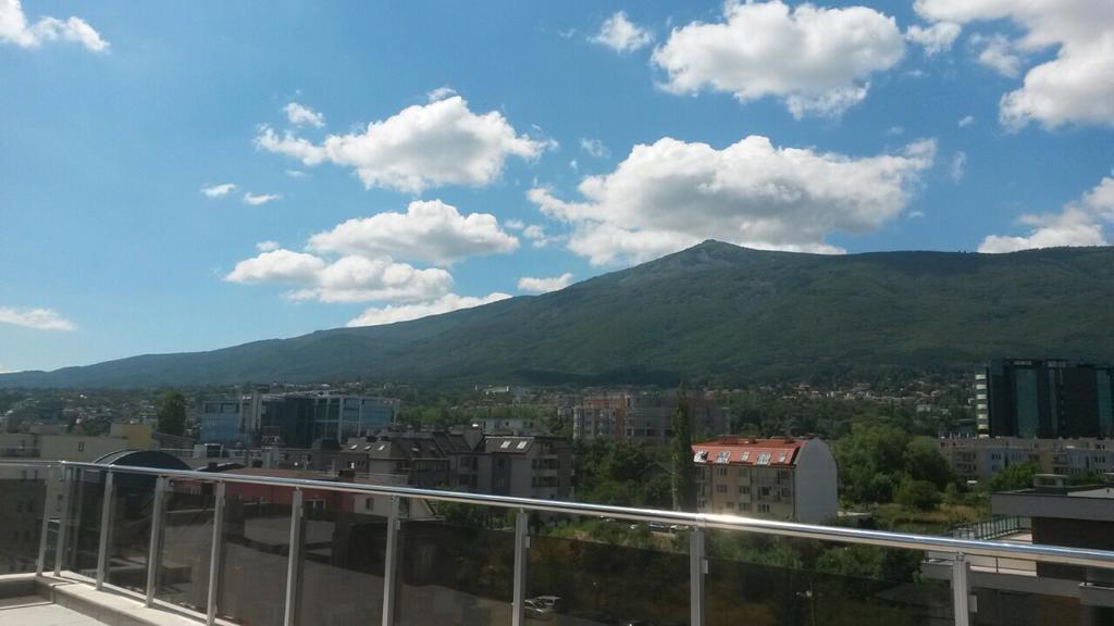 Apartment Sredetz София Экстерьер фото